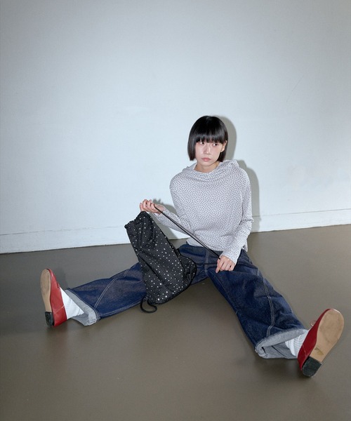 UNE MANSION（ユヌマンション）の「ユニークキラキラスターパターンナップザック（ショルダーバッグ・レディース・ブラック/ホワイト/ピンク・ONESIZE）」の21枚目の写真