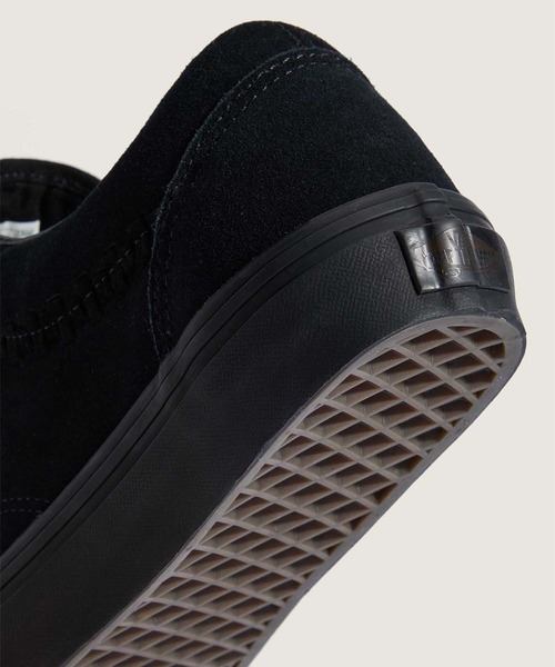 VANS(バンズ)の「オールドスクール / Old Skool Crafted Stripe BLACK VN000D9YBKA1(スニーカー・メンズ・ブラック×ブラック・5/5.5/6/6.5/7/7.5/8/8.5/9/9.5/10/10.5/11/11.5/12)」の3枚目の写真