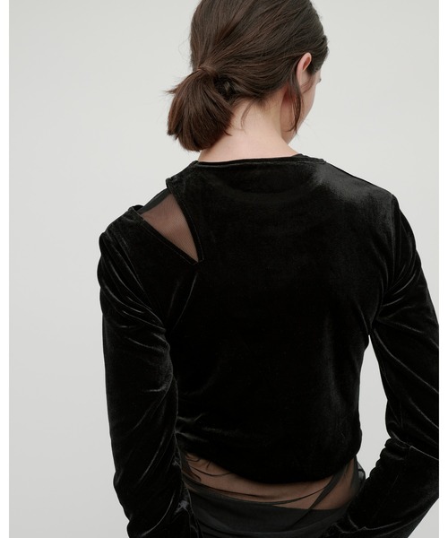 kiehtova（キエトヴァ）の「【kiehtova】VELOR SLIT GATHER TOPS/ベロア スリット ギャザー トップス（Tシャツ/カットソー・レディース・ピンク/ブラック/ホワイト・FREE）」の15枚目の写真