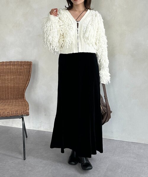 Thevon(ゼボン)の「ループフリンジショートカーディガン(カーディガン/ボレロ・レディース・アイボリー/グレイッシュベージュ/チャコールグレー・FREE)」の12枚目の写真