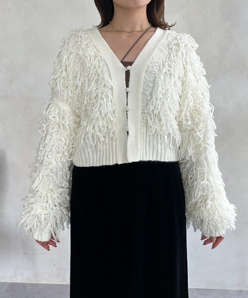 Thevon(ゼボン)の「ループフリンジショートカーディガン(カーディガン/ボレロ・レディース・アイボリー/グレイッシュベージュ/チャコールグレー・FREE)」の13枚目の写真