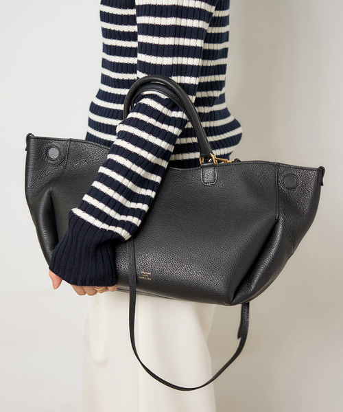 Manuel MILANO/マニュエルミラノ フォルムレザーMIDI BAG バッグ 6367