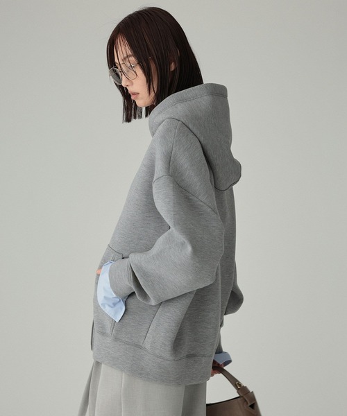 BABYLONE(バビロン)の「ダンボールフードパーカー(パーカー・レディース・オフホワイト/グレー・フリー)」の13枚目の写真