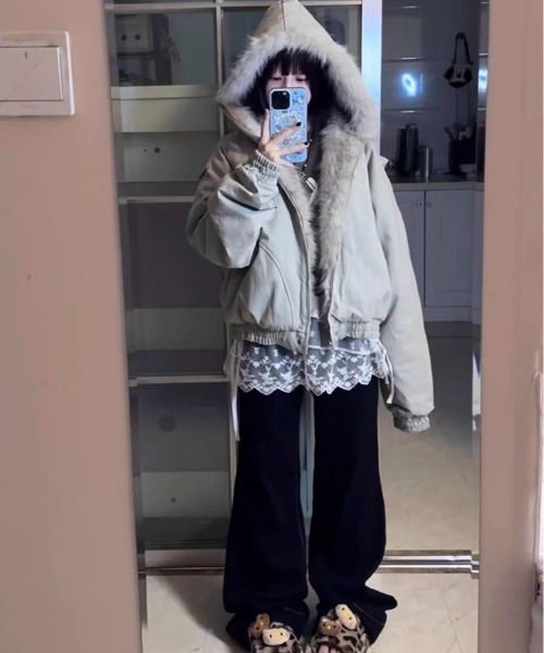 VIBGYOR(ヴィブジョー)の「【LAMPOON】フェイクファーフードブルゾン(ブルゾン・レディース・グレー/ブラック・X-LARGE/LARGE/MEDIUM/SMALL)」の9枚目の写真