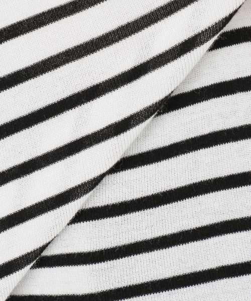 Spick & Span（スピックアンドスパン）の「《追加》ハイネックプルオーバー（Tシャツ/カットソー・レディース・スミクロ/ホワイト/レッド/マルチ・FREE）」の10枚目の写真