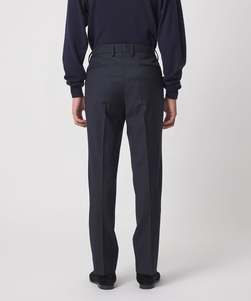 UNITED ARROWS（ユナイテッドアローズ）の「スリムテーパード サイドシャーリング 1プリーツ スラックス ストレッチ 防しわ（スラックス・メンズ・グレー系/ブラウン系/ネイビー・52/46/44/48/50）」の6枚目の写真