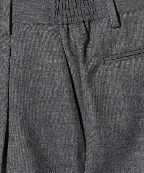 UNITED ARROWS（ユナイテッドアローズ）の「スリムテーパード サイドシャーリング 1プリーツ スラックス ストレッチ 防しわ（スラックス・メンズ・グレー系/ブラウン系/ネイビー・52/46/44/48/50）」の12枚目の写真