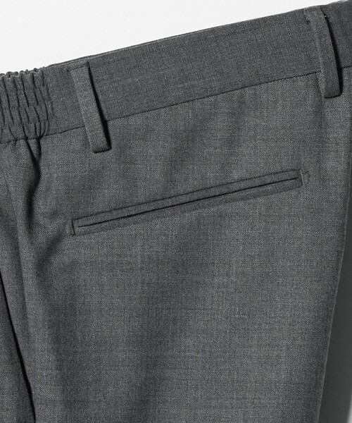 UNITED ARROWS（ユナイテッドアローズ）の「スリムテーパード サイドシャーリング 1プリーツ スラックス ストレッチ 防しわ（スラックス・メンズ・グレー系/ブラウン系/ネイビー・52/46/44/48/50）」の13枚目の写真