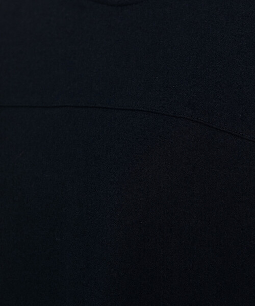 Gabardine K.T(ギャバジンケーティー)の「ブークレダンボール レイヤード風フード付トレーナー(スウェット・レディース・ライトグレー/ネイビー・9号/7号)」の6枚目の写真