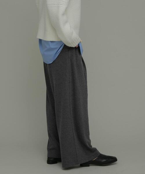 URBAN RESEARCH Sonny Label（アーバンリサーチサニーレーベル）の「カットタックイージーパンツ（その他パンツ・レディース・チャコールグレー/ブラック・38/36）」の15枚目の写真
