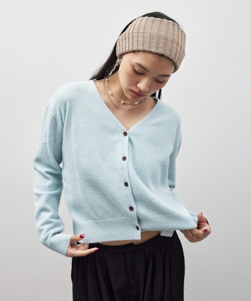 HANNE（アン）の「Vネックニットカーディガン（カーディガン/ボレロ・レディース・レッド/チャコールグレー/ブルー・FREE）」の14枚目の写真