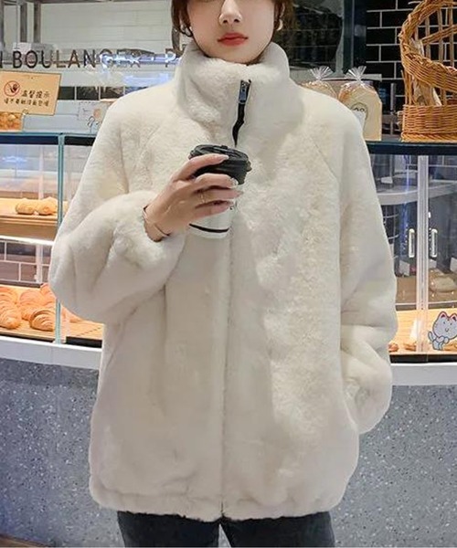 AMAJI(アマジ)の「エコファージップアップジャケット(ムートンコート・レディース・グレー/オフホワイト・MEDIUM/LARGE/X-LARGE)」の8枚目の写真
