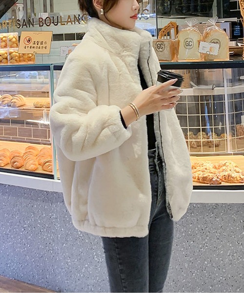 AMAJI(アマジ)の「エコファージップアップジャケット(ムートンコート・レディース・グレー/オフホワイト・MEDIUM/LARGE/X-LARGE)」の9枚目の写真