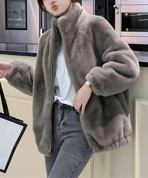 AMAJI(アマジ)の「エコファージップアップジャケット(ムートンコート・レディース・グレー/オフホワイト・MEDIUM/LARGE/X-LARGE)」の4枚目の写真