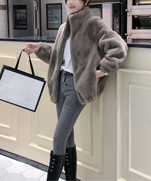 AMAJI(アマジ)の「エコファージップアップジャケット(ムートンコート・レディース・グレー/オフホワイト・MEDIUM/LARGE/X-LARGE)」の5枚目の写真
