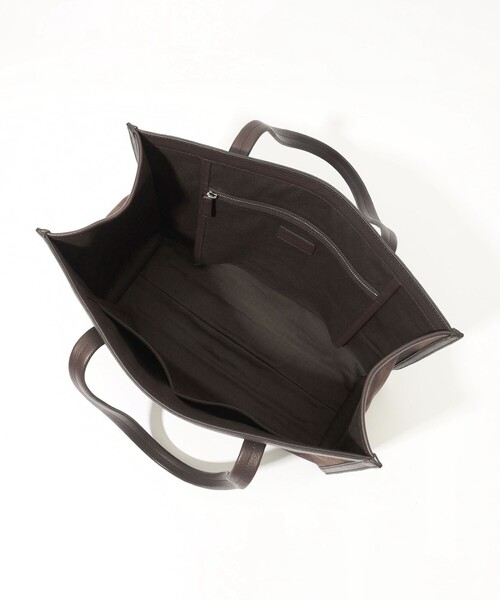 TOMORROWLAND (トゥモローランド)の「TOMORROWLAND シュリンクレザー×スウェードコンビ トートバッグ(トートバッグ・メンズ・ダークブラウン・FREE)」の6枚目の写真