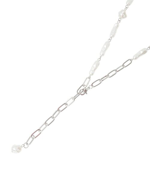 earth music&ecology（アースミュージックアンドエコロジー）の「アジャスタブルパールMIXネックレス（ネックレス・レディース・ゴールド/シルバー・FREE）」の6枚目の写真