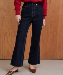 I_am（アイアム）の「semi flare silhouette denim【I_am × kimina】 / セミフレアシルエットデニム（デニムパンツ）」