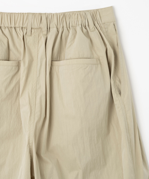 Millo Archive（ミロ アーカイブ）の「スリータックワイドチノパンツ[ベージュ]（その他パンツ・メンズ・その他・MEDIUM/LARGE）」の5枚目の写真