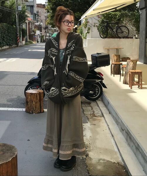 NOMANUAL(NOMANUAL)の「COWICHAN HOODED ZIP-UP - NAVY(ニット/セーター・レディース・その他・LARGE/X-LARGE/MEDIUM)」の11枚目の写真