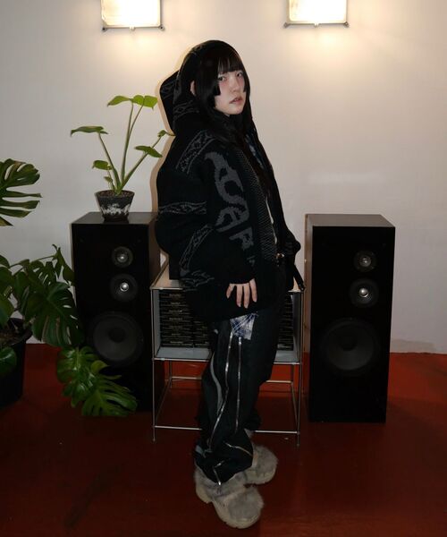NOMANUAL(NOMANUAL)の「COWICHAN HOODED ZIP-UP - NAVY(ニット/セーター・レディース・その他・LARGE/X-LARGE/MEDIUM)」の14枚目の写真