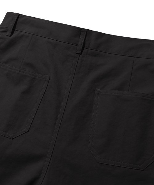 TRILLION(トリリオン)の「サイドタックスナップボタンワイドコットンパンツ(ブラック)(その他パンツ・レディース・その他・MEDIUM/LARGE/X-LARGE)」の9枚目の写真