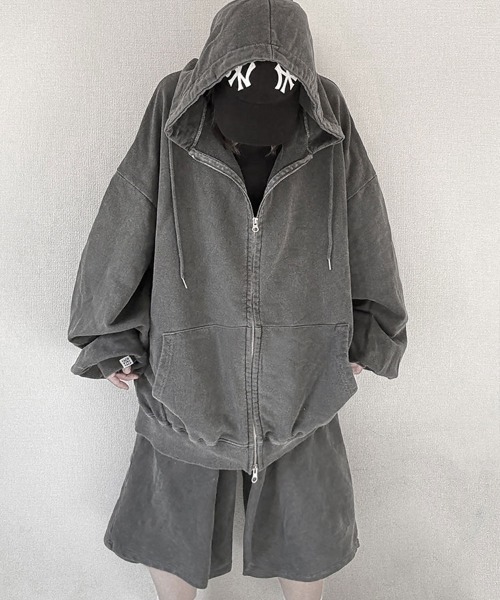 YACA(ヤーカ)の「Pigment Zip Parka/ピグメントジップパーカー【unisex item】(パーカー・レディース・チャコールグレー/ライトグレー・FREE)」の17枚目の写真