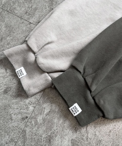 YACA(ヤーカ)の「Pigment Zip Parka/ピグメントジップパーカー【unisex item】(パーカー・レディース・チャコールグレー/ライトグレー・FREE)」の15枚目の写真
