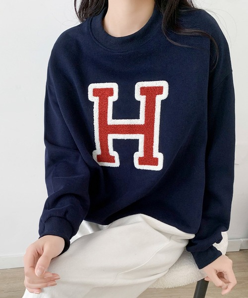 LOWO(ロワ)の「ロゴ 刺繍 スウェット トップス プルオーバー 長袖 秋冬(スウェット・レディース・ベージュ/ネイビー/グレー・FREE)」の5枚目の写真