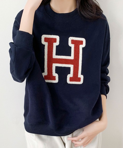 LOWO(ロワ)の「ロゴ 刺繍 スウェット トップス プルオーバー 長袖 秋冬(スウェット・レディース・ベージュ/ネイビー/グレー・FREE)」の6枚目の写真