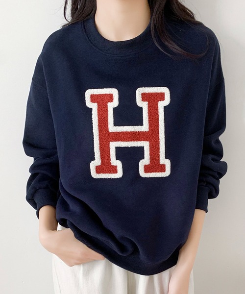 LOWO(ロワ)の「ロゴ 刺繍 スウェット トップス プルオーバー 長袖 秋冬(スウェット・レディース・ベージュ/ネイビー/グレー・FREE)」の7枚目の写真
