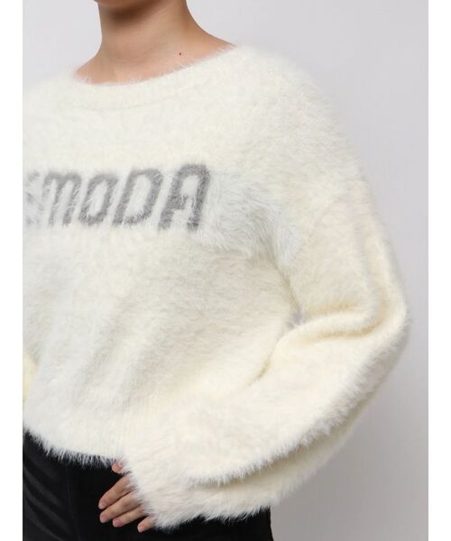 EMODA（エモダ）の「SHAGGY LOGO KNIT（ニット/セーター・レディース・アイボリー/ブルー・FREE）」の8枚目の写真