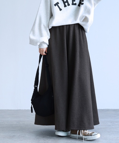 reca（レカ）の「裏シャギーフレアースカート（スカート・レディース・ブラック/チャコールグレー/ライトカーキ・FREE）」の4枚目の写真