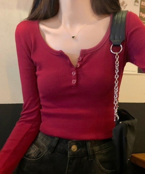 Teem Store(チームストア)の「【裏「微」起毛】【5色展開】【S~Lサイズ選べる】あったかいコンパクト ヘンリーネックロンT(Tシャツ/カットソー・レディース・ホワイト/ブラウン/レッド/ブラック/グレー・S/M/L)」の8枚目の写真