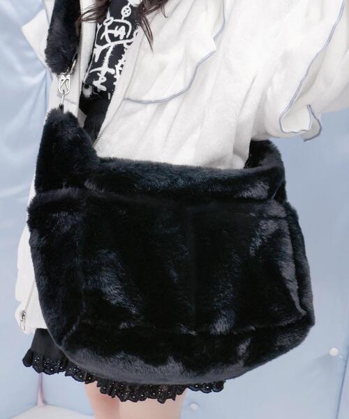 Whinny(ホワイニー)の「Whinny/《2WAY仕様♪》すやすや脱ニートバッグ♪(ショルダーバッグ・レディース・ホワイト/ブラック/サックスブルー・FREE)」の1枚目の写真