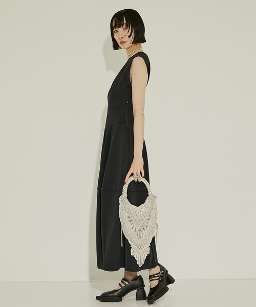 tanakadaisuke(タナカダイスケ)の「【tanakadaisuke/タナカダイスケ】scale braid embroidery bag/スケール ブレイドエンブロイダリーバッグ(ハンドバッグ・レディース・シルバー・FREE)」の4枚目の写真