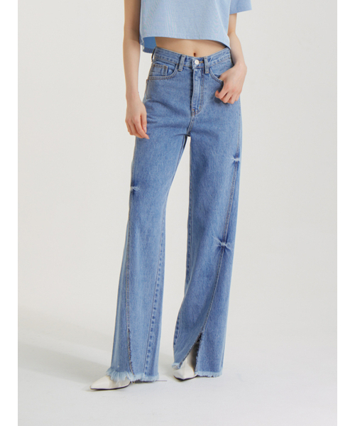 UNKNOWN PLANET(アンノウンプラネット)の「ラインスリットデニムパンツブルー(デニムパンツ・レディース・その他・LARGE/MEDIUM/SMALL)」の4枚目の写真