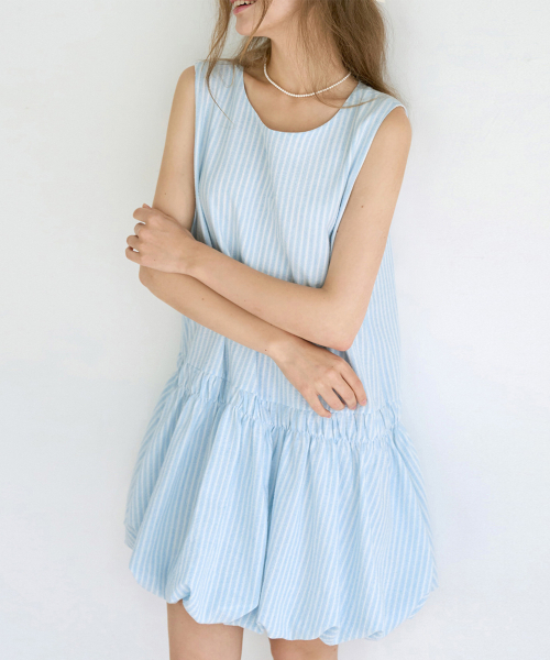 SLOWLOLLI（スローローリ）の「Pumpkin puff stripe dress（ワンピース・レディース・スカイブルー・FREE/LARGE）」の2枚目の写真