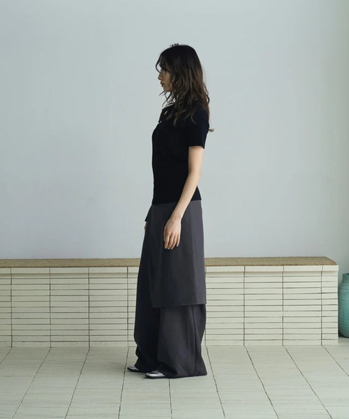 merrylatte(メリーラテ)の「asymmetry snap rib knit(ニット/セーター・レディース・ブラック・FREE)」の3枚目の写真