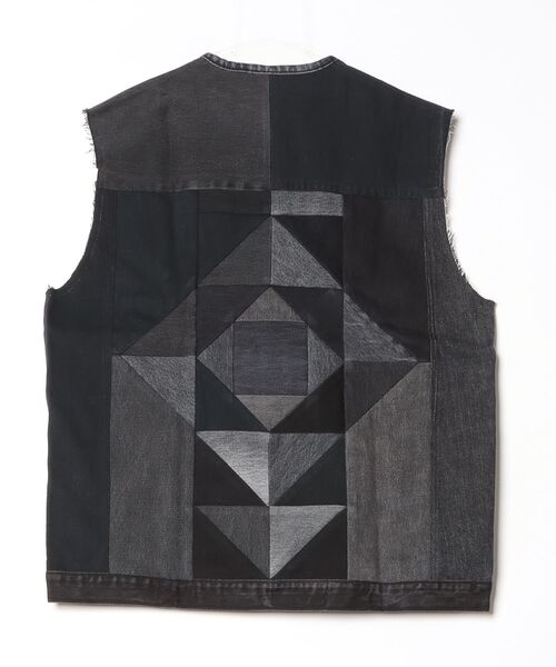 Children of the discordance(チルドレン オブ ザ ディスコ-ダンス)の「Children of the discordance / NY: RE-CONSTRUCTED DENIM VEST / COTDNYVS-003(ベスト・メンズ・ブルー/ブラック・3/2)」の3枚目の写真
