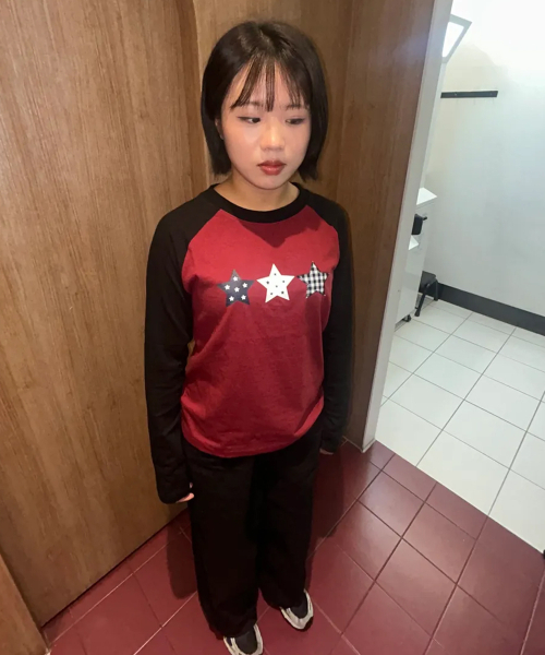 AWESOME STUDIO(オーサムスタジオ)の「スタラグランスリーブTシャツワイン(Tシャツ/カットソー・レディース・バーガンディー・FREE)」の11枚目の写真