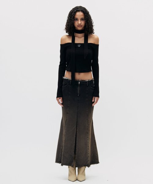 SETSETSET（セットセットセット）の「GRADATION MERMAID FIT DENIM SKIRT BLACK（スカート・レディース・その他・MEDIUM）」の4枚目の写真