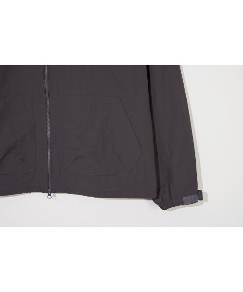 DYSFUNCT(ディスファンクト)の「Cly Windbreaker Parka Jacket (CHARCOAL)(ナイロンジャケット・レディース・その他・LARGE/MEDIUM/SMALL)」の3枚目の写真