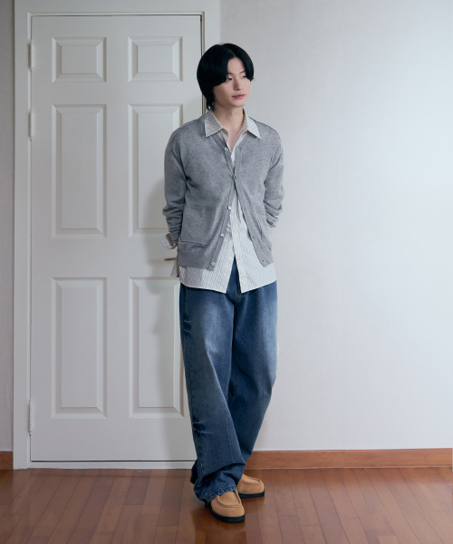 OURDAYZ（アワーデイズ）の「クリンクルドミンゴワイドデニムパンツ[MID BLUE]（デニムパンツ・レディース・その他・LARGE）」の5枚目の写真