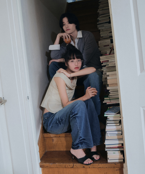 OURDAYZ（アワーデイズ）の「クリンクルドミンゴワイドデニムパンツ[MID BLUE]（デニムパンツ・レディース・その他・LARGE）」の11枚目の写真