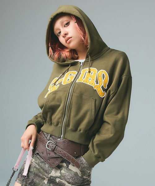X-girl(エックスガール)の「STUDDED LOGO ZIP UP SWEAT HOODIE(パーカー・レディース・ブラック/ライトピンク/オリーブ・S/M)」の4枚目の写真