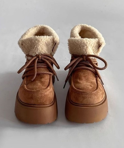 LAC-VERT（ラック・ヴェール）の「厚底ボアムートンブーツ（ブーツ・レディース・ベージュ/ブラウン・SMALL/MEDIUM/LARGE）」の7枚目の写真