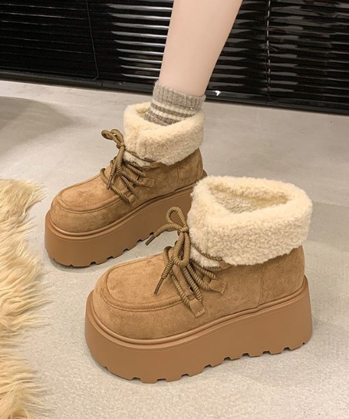 LAC-VERT（ラック・ヴェール）の「厚底ボアムートンブーツ（ブーツ・レディース・ベージュ/ブラウン・SMALL/MEDIUM/LARGE）」の6枚目の写真