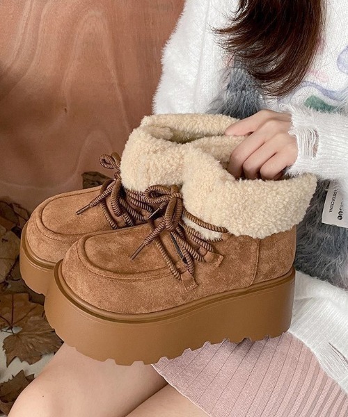 LAC-VERT（ラック・ヴェール）の「厚底ボアムートンブーツ（ブーツ・レディース・ベージュ/ブラウン・SMALL/MEDIUM/LARGE）」の8枚目の写真