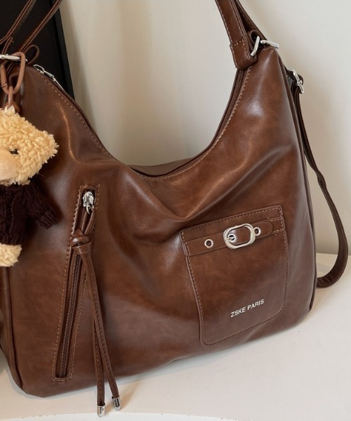 SHEPP(シープ)の「【3WAY/大容量!】フロントポケット フェイクレザーリュック ショルダートート(ショルダーバッグ・レディース・ブラウン/ブラック/ダークブラウン・F)」の11枚目の写真